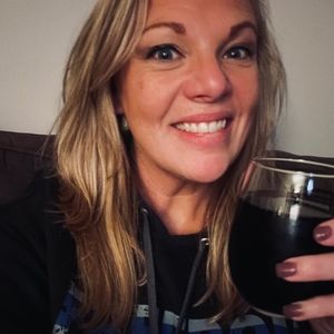 Meet your Posher, Cara